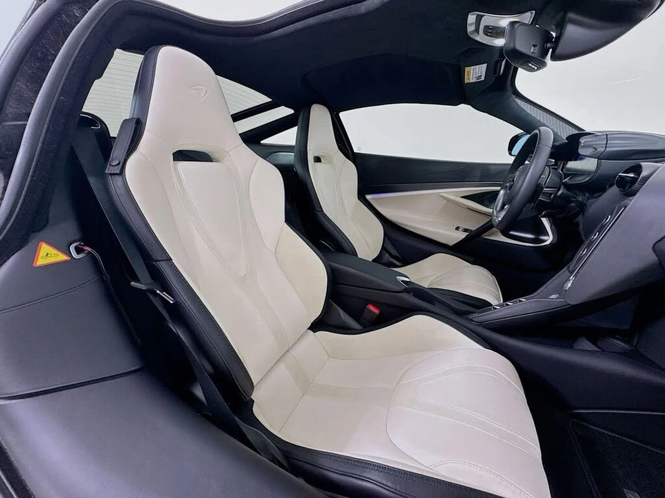 2024 McLaren 750S Coupe - Image 21 of 23