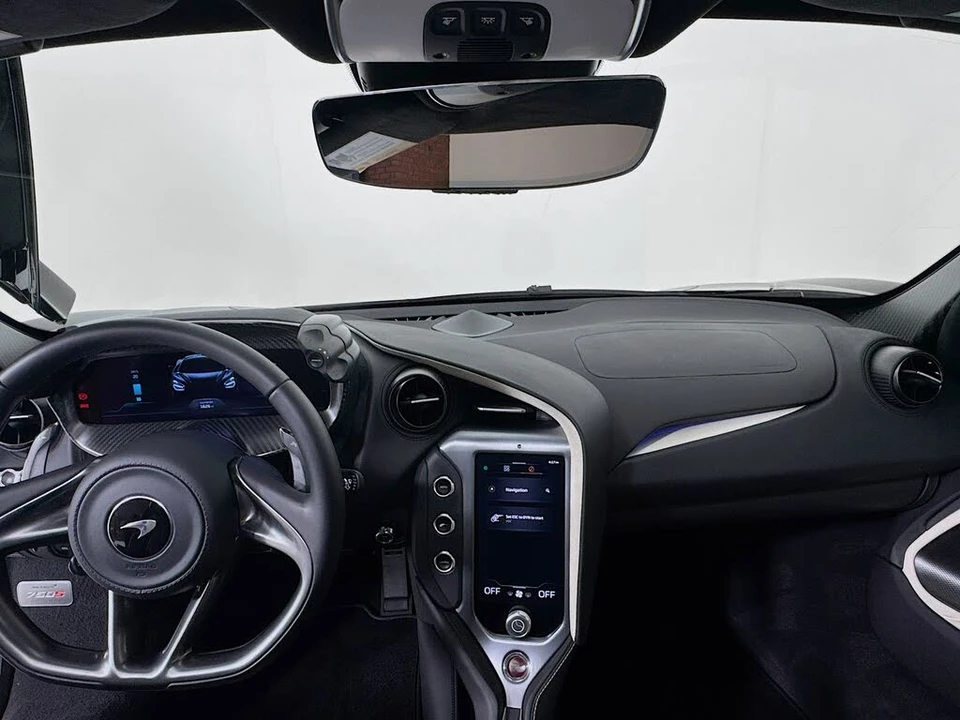 2024 McLaren 750S Coupe - Image 20 of 23
