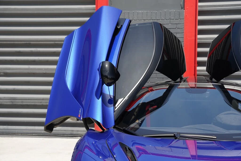 2024 McLaren 750S Coupe - Image 2 of 31