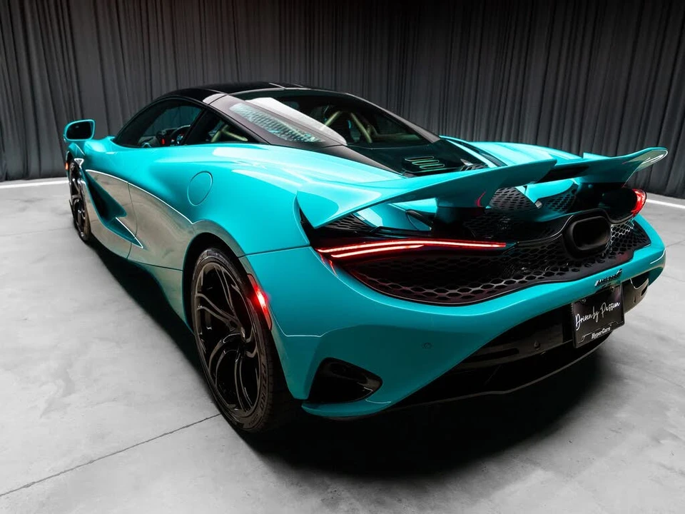 2024 McLaren 750S Coupe - Image 13 of 31