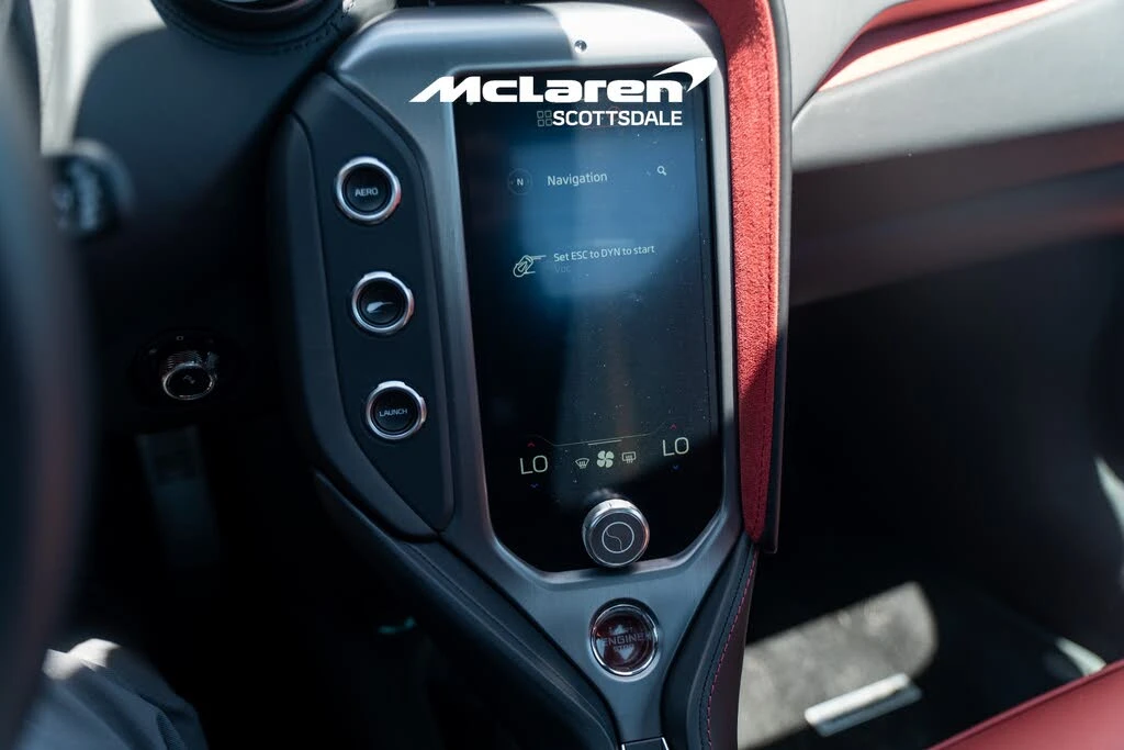 2024 McLaren 750S Coupe - Image 14 of 29