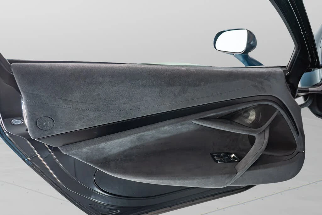 2024 McLaren 750S Coupe - Image 7 of 19
