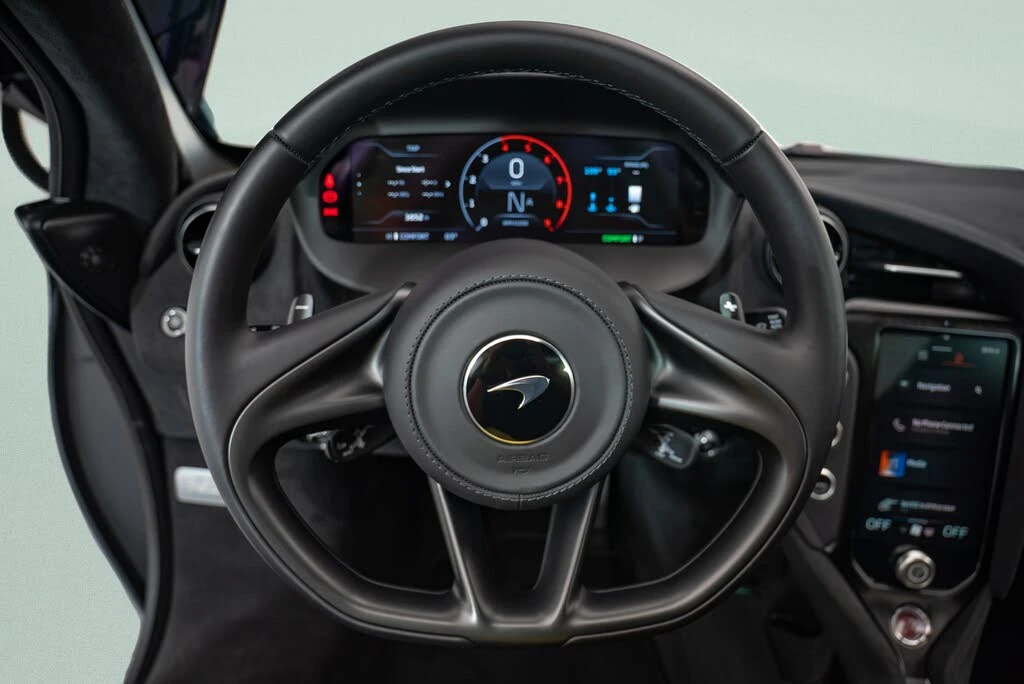 2024 McLaren 750S Coupe - Image 10 of 19