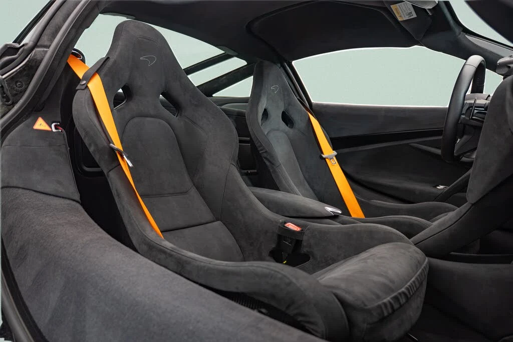 2024 McLaren 750S Coupe - Image 16 of 19