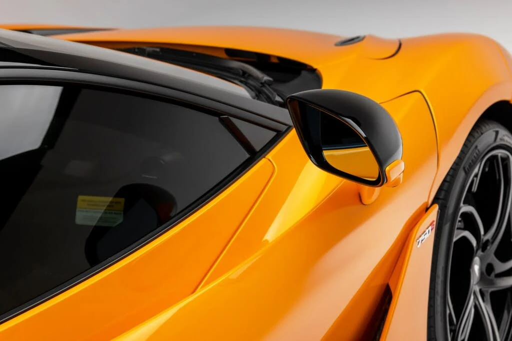 2024 McLaren 750S Coupe - Image 14 of 31