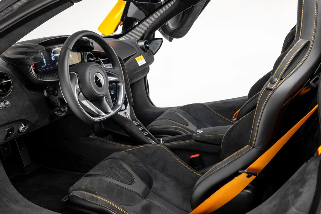 2024 McLaren 750S Coupe - Image 28 of 31