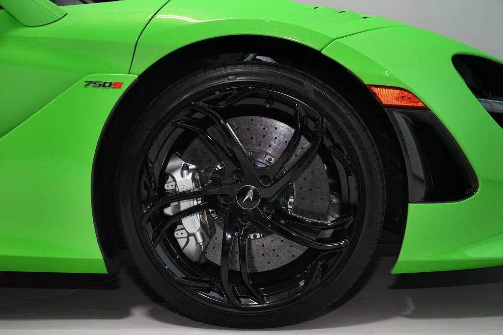 2024 McLaren 750S Coupe - Image 9 of 31