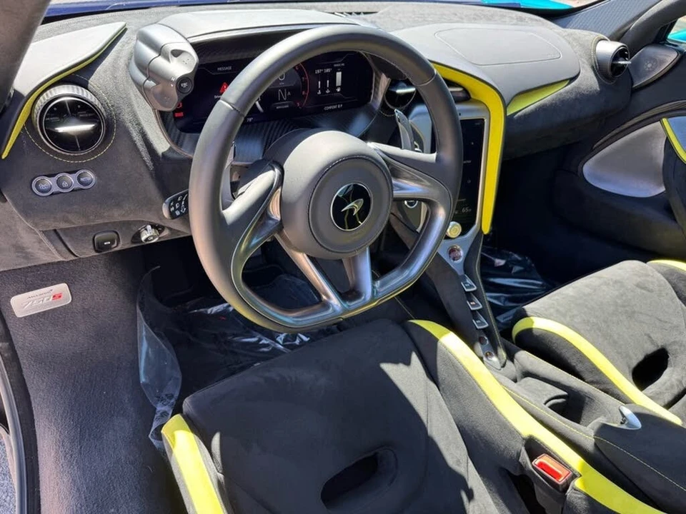 2024 McLaren 750S Coupe - Image 15 of 31
