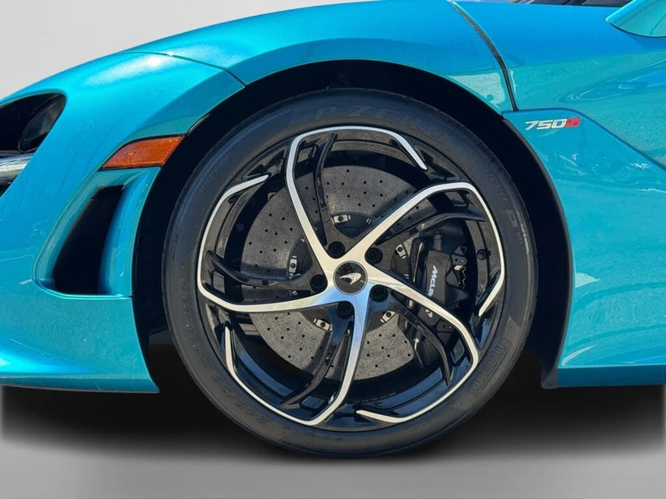 2024 McLaren 750S Coupe - Image 11 of 31