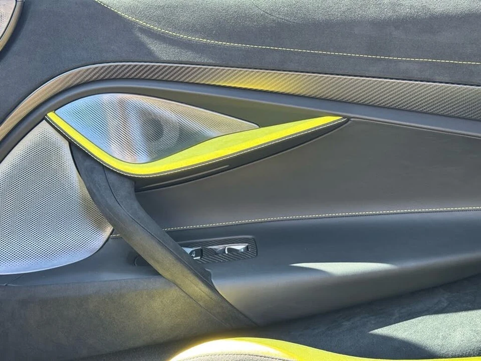 2024 McLaren 750S Coupe - Image 19 of 31