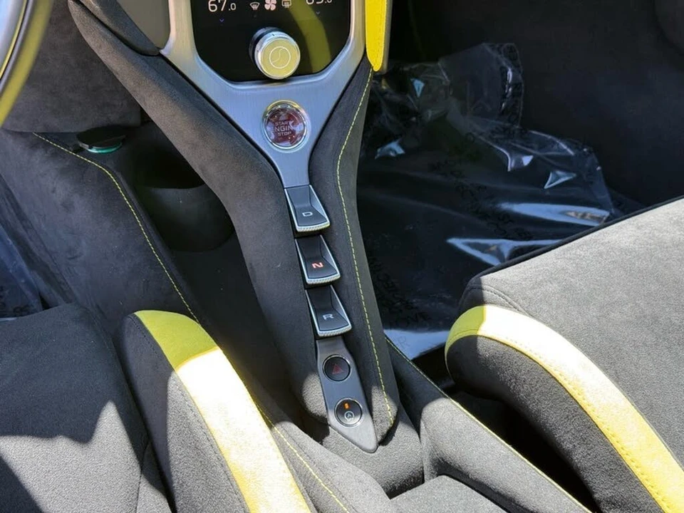 2024 McLaren 750S Coupe - Image 17 of 31