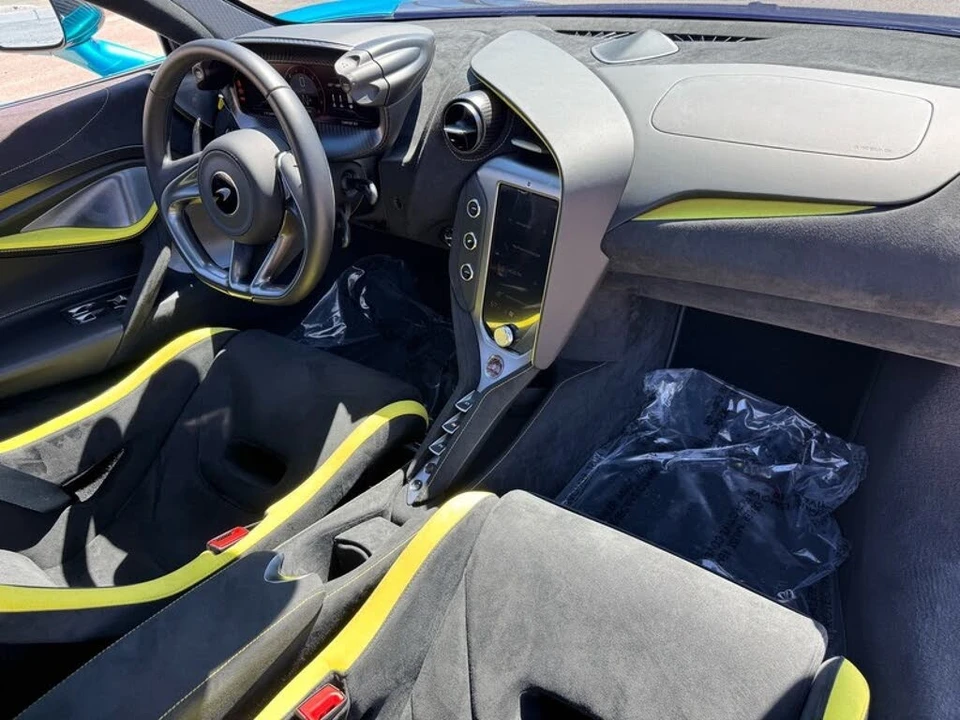 2024 McLaren 750S Coupe - Image 24 of 31