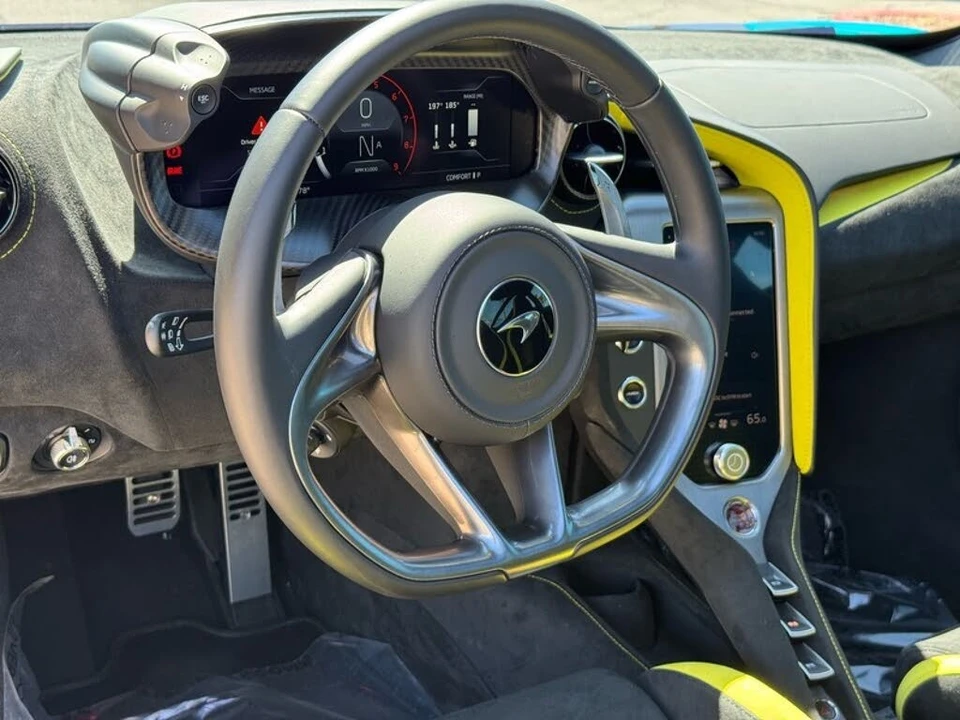 2024 McLaren 750S Coupe - Image 16 of 31