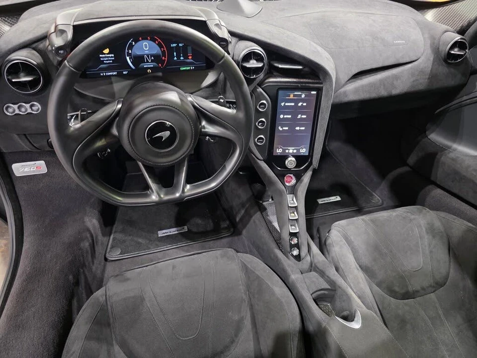 2024 McLaren 750S Coupe - Image 9 of 27