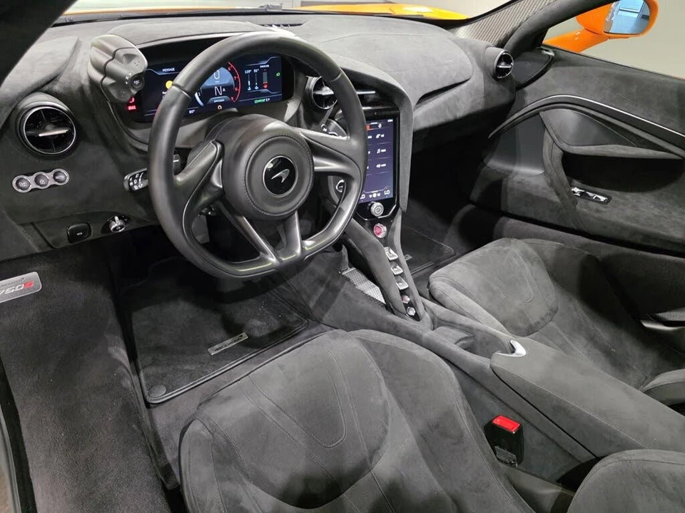 2024 McLaren 750S Coupe - Image 7 of 27
