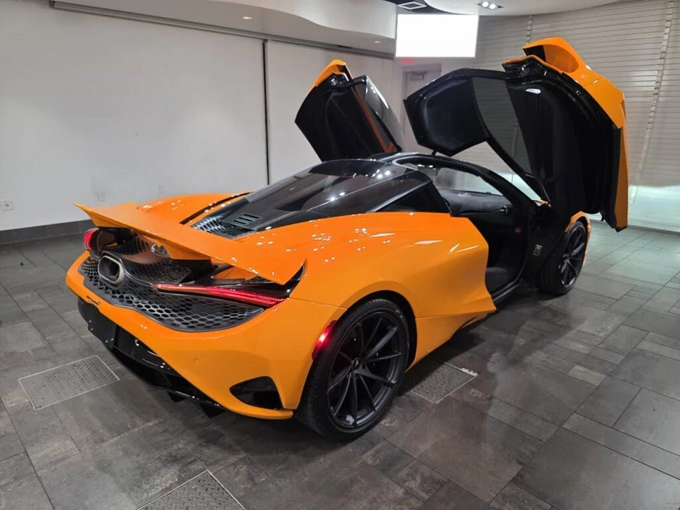 2024 McLaren 750S Coupe - Image 26 of 27