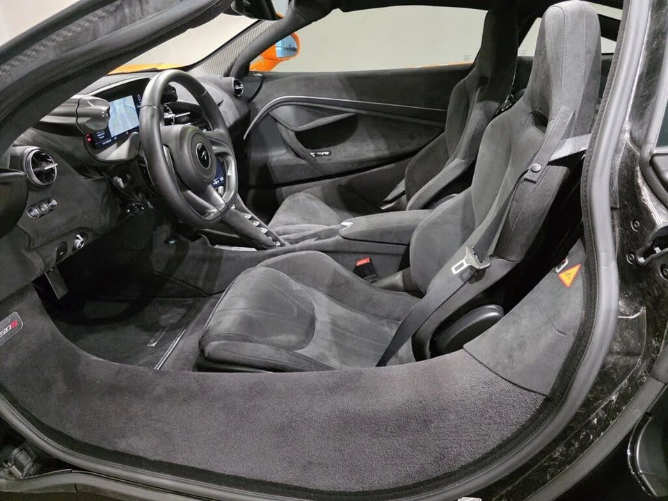 2024 McLaren 750S Coupe - Image 6 of 27