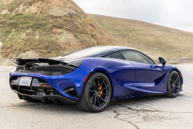 2024 McLaren 750S Coupe - Image 2 of 9