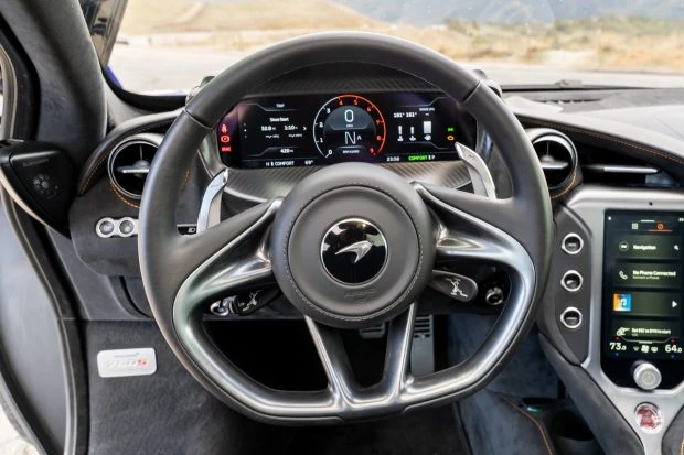 2024 McLaren 750S Coupe - Image 6 of 9