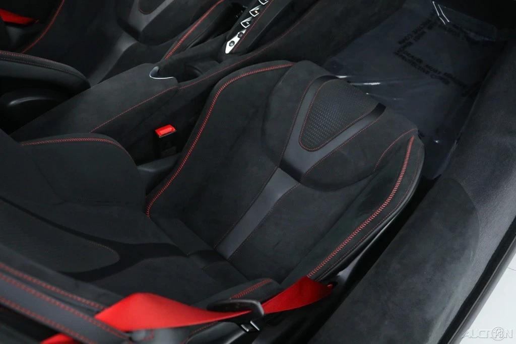 2024 McLaren 750S Coupe - Image 20 of 21