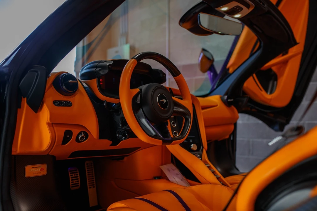 2024 McLaren 750S - Image 17 of 31