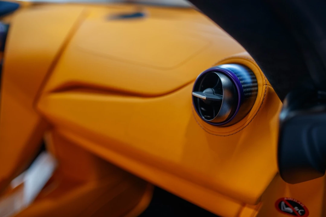 2024 McLaren 750S - Image 26 of 31