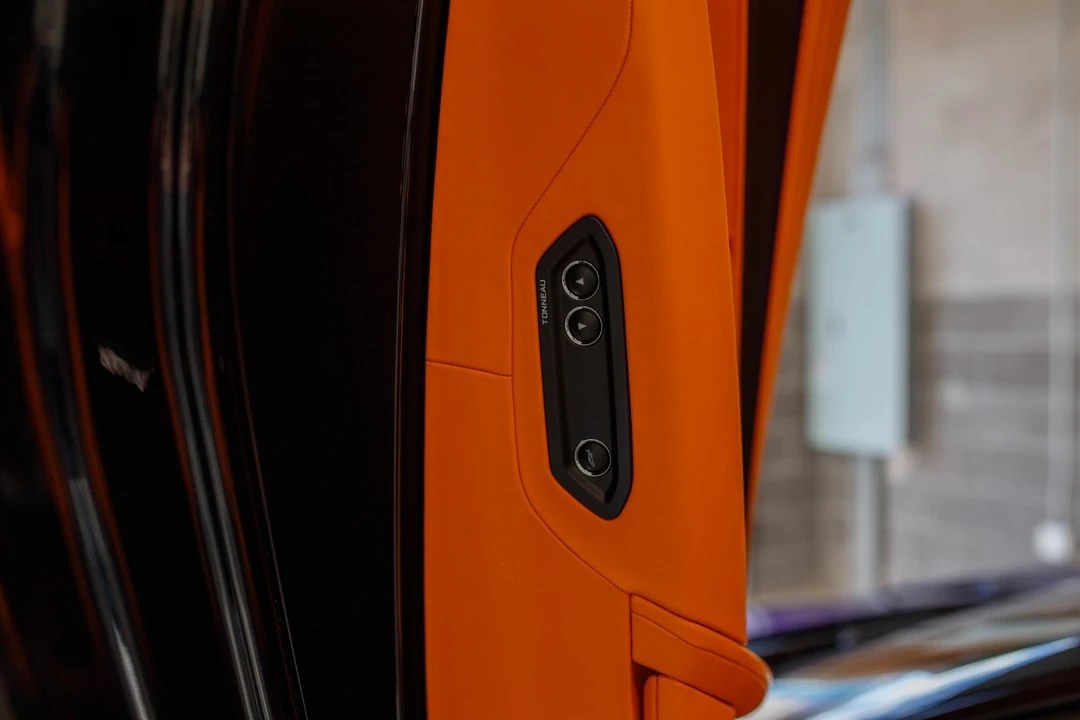 2024 McLaren 750S - Image 30 of 31