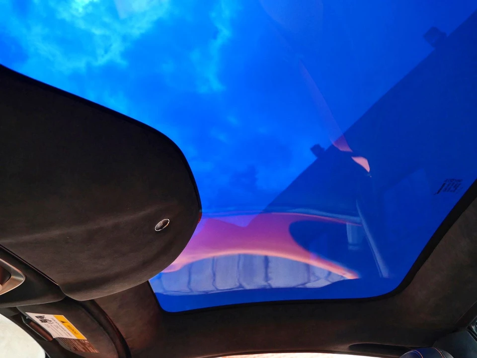 2024 McLaren 750S Spider - Image 24 of 26