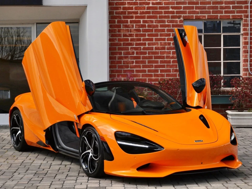 2024 McLaren 750S Spider - Image 22 of 26
