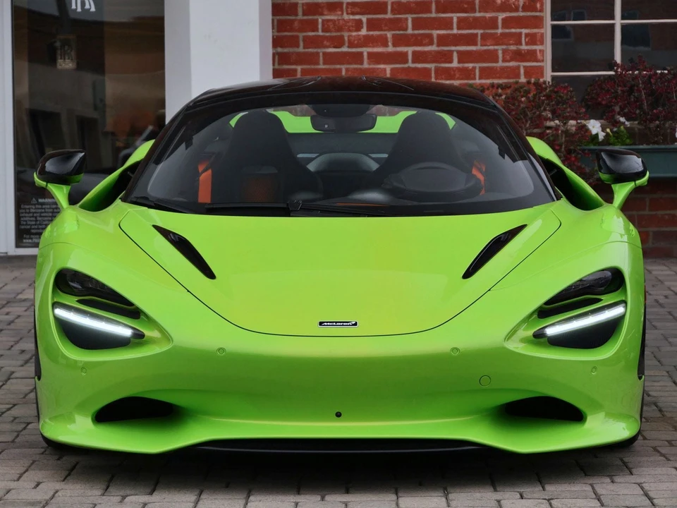 2024 McLaren 750S Coupe - Image 2 of 25