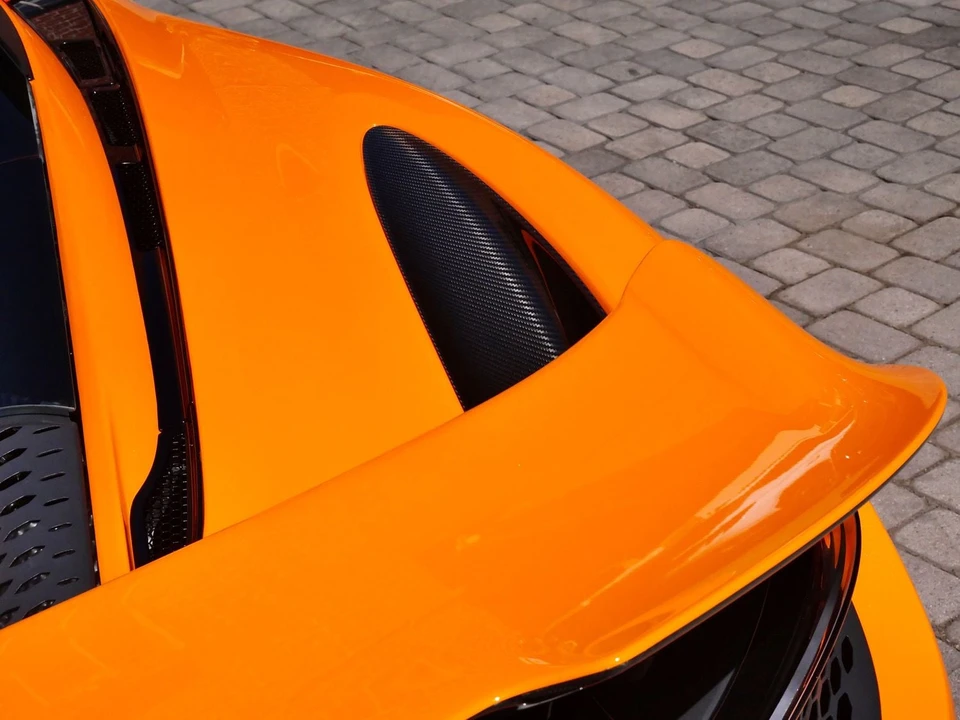 2024 McLaren 750S Coupe - Image 17 of 31