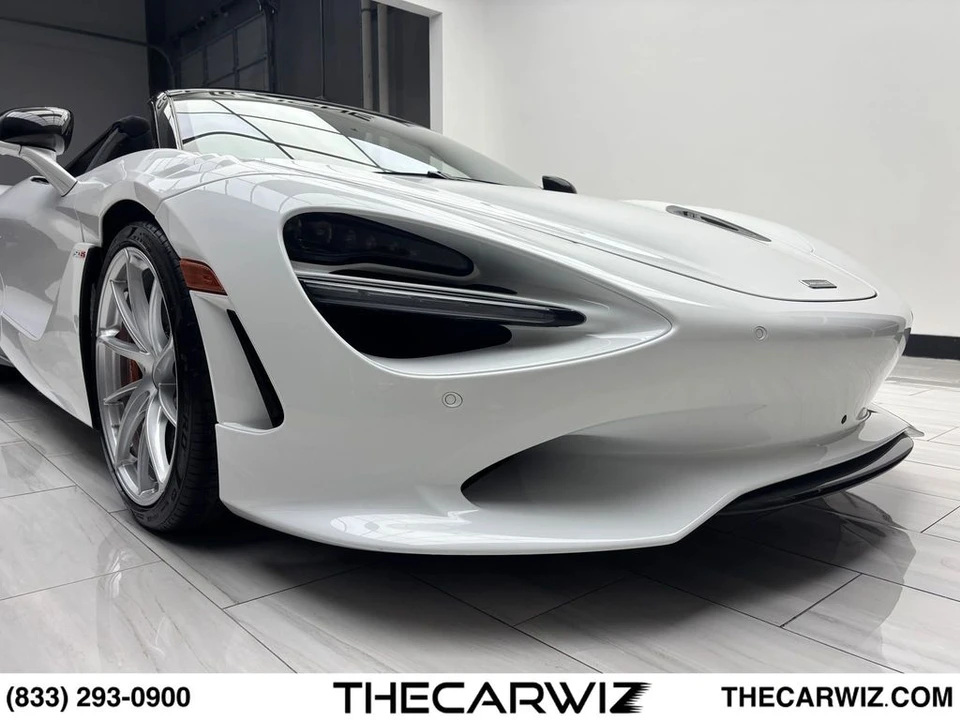 2024 McLaren 750S - Image 2 of 31