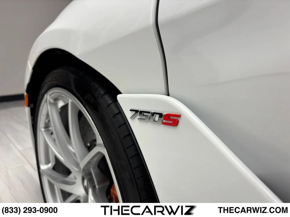 2024 McLaren 750S - Image 16 of 31