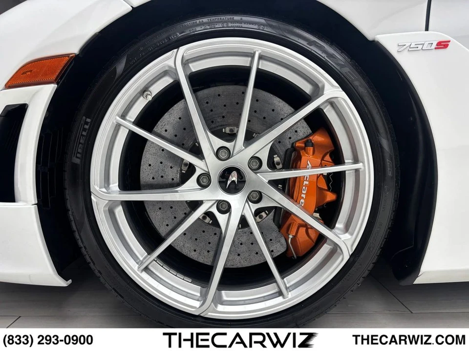 2024 McLaren 750S - Image 12 of 31