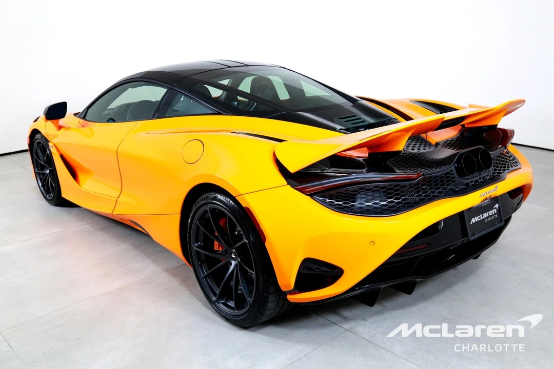 2024 McLaren 750S - Image 7 of 12