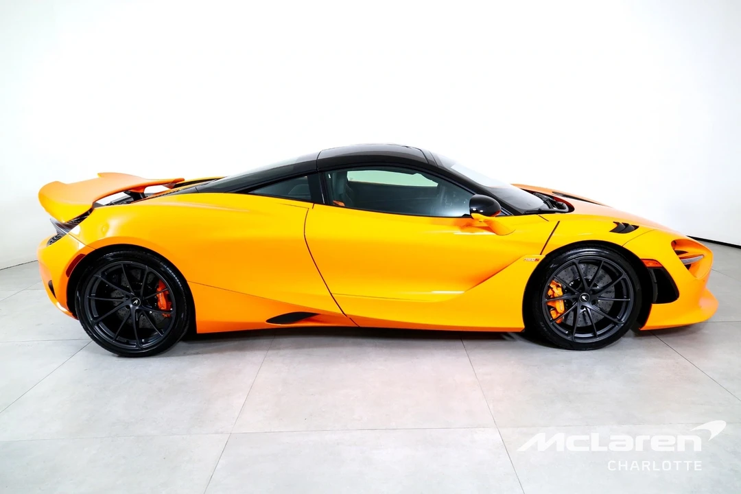 2024 McLaren 750S - Image 10 of 12