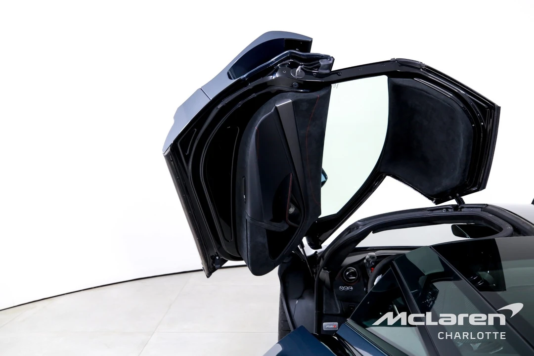 2024 McLaren 750S - Image 11 of 21