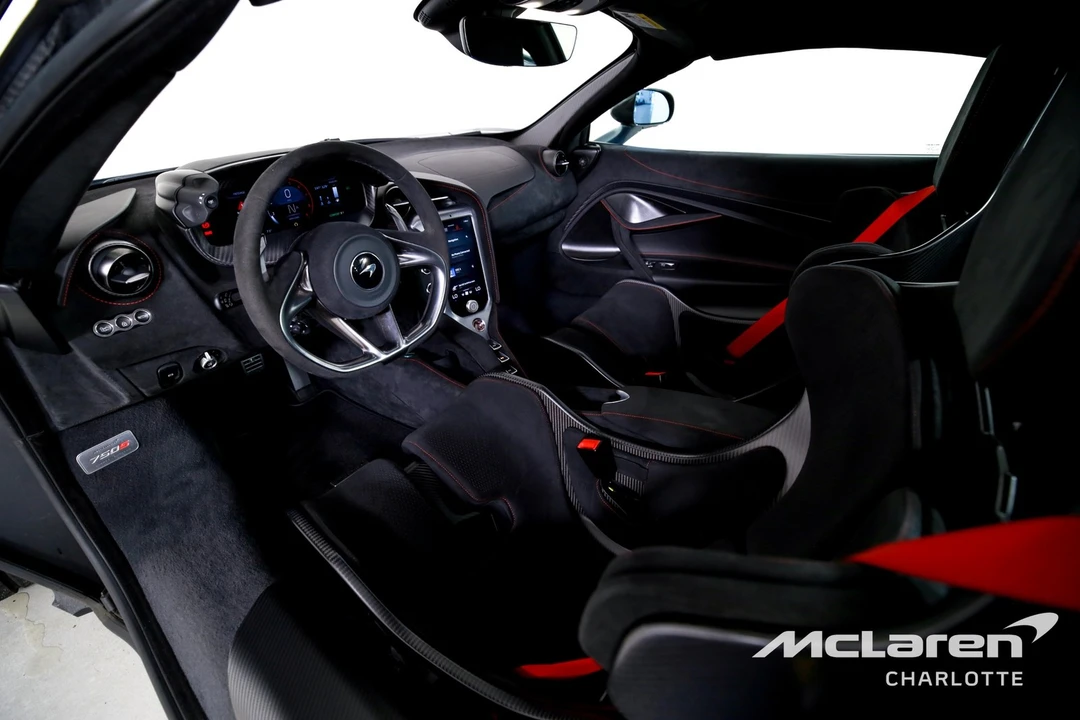 2024 McLaren 750S - Image 13 of 21