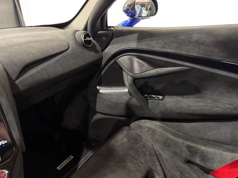 2024 McLaren 750S - Image 13 of 21