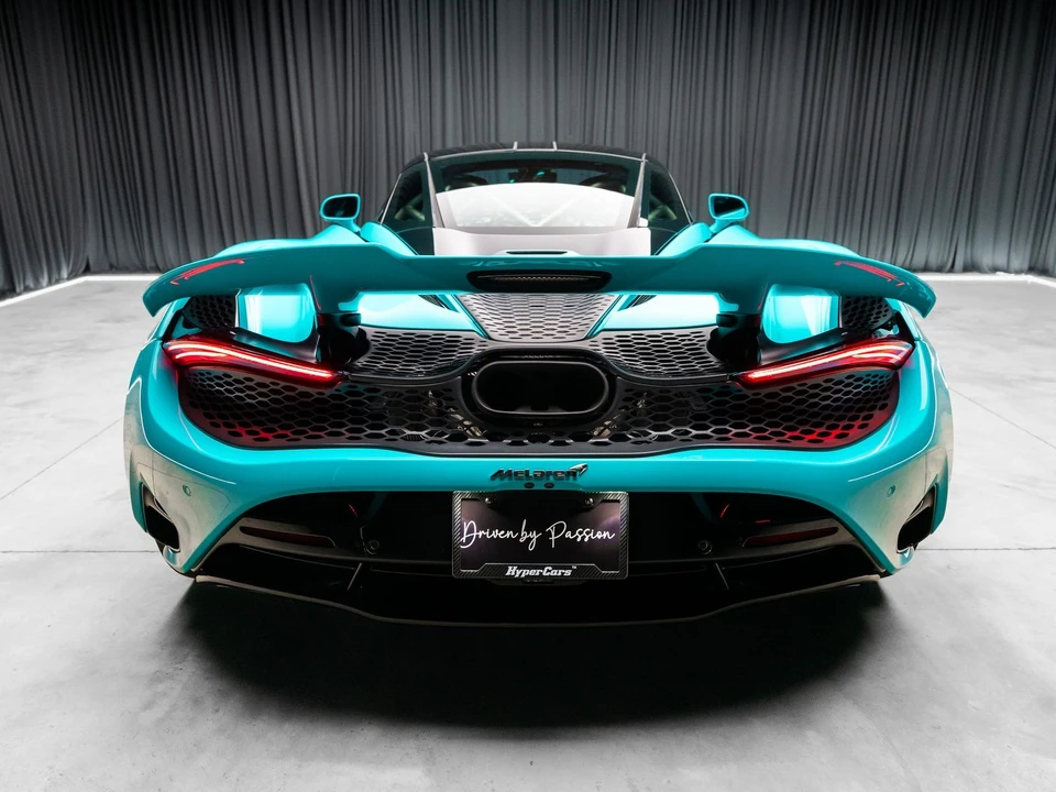 2024 McLaren 750S - Image 14 of 31