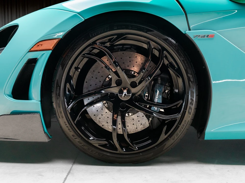 2024 McLaren 750S - Image 26 of 31
