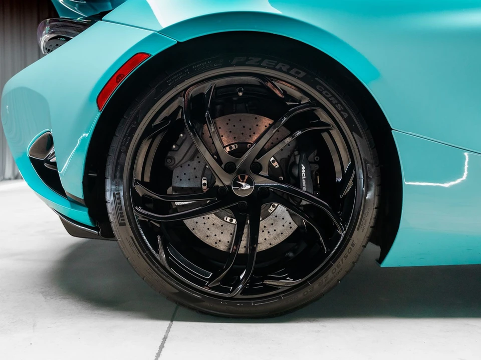 2024 McLaren 750S - Image 29 of 31