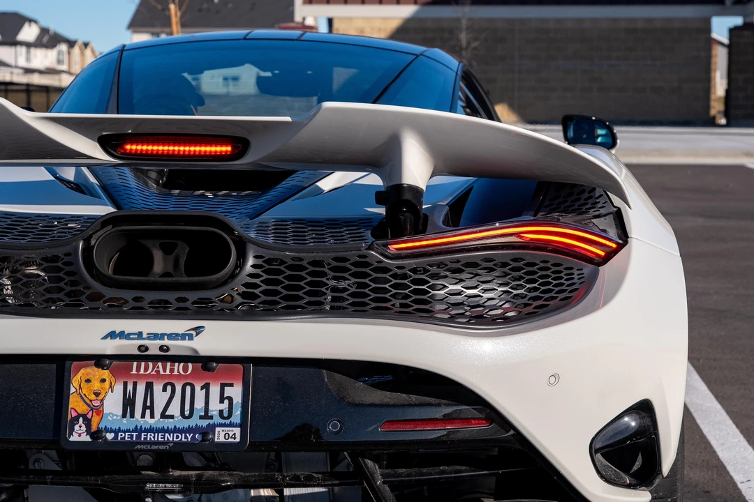 2024 McLaren 750S - Image 29 of 31