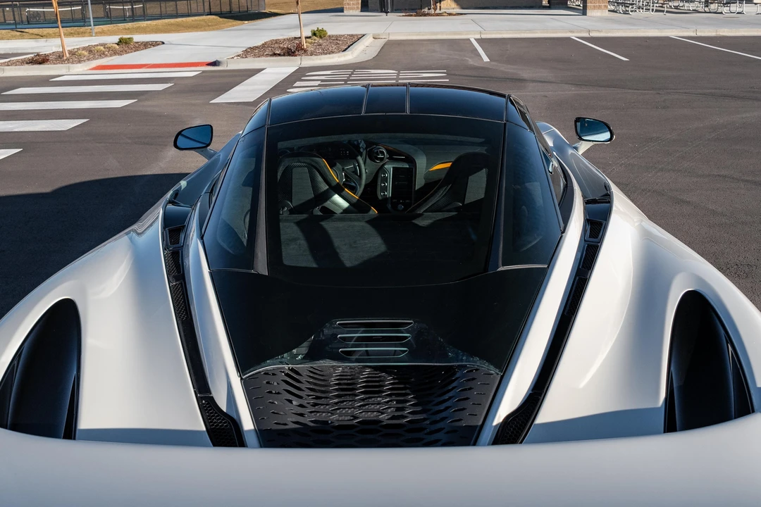 2024 McLaren 750S - Image 27 of 31