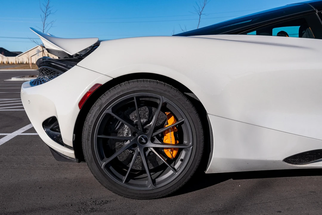 2024 McLaren 750S - Image 31 of 31