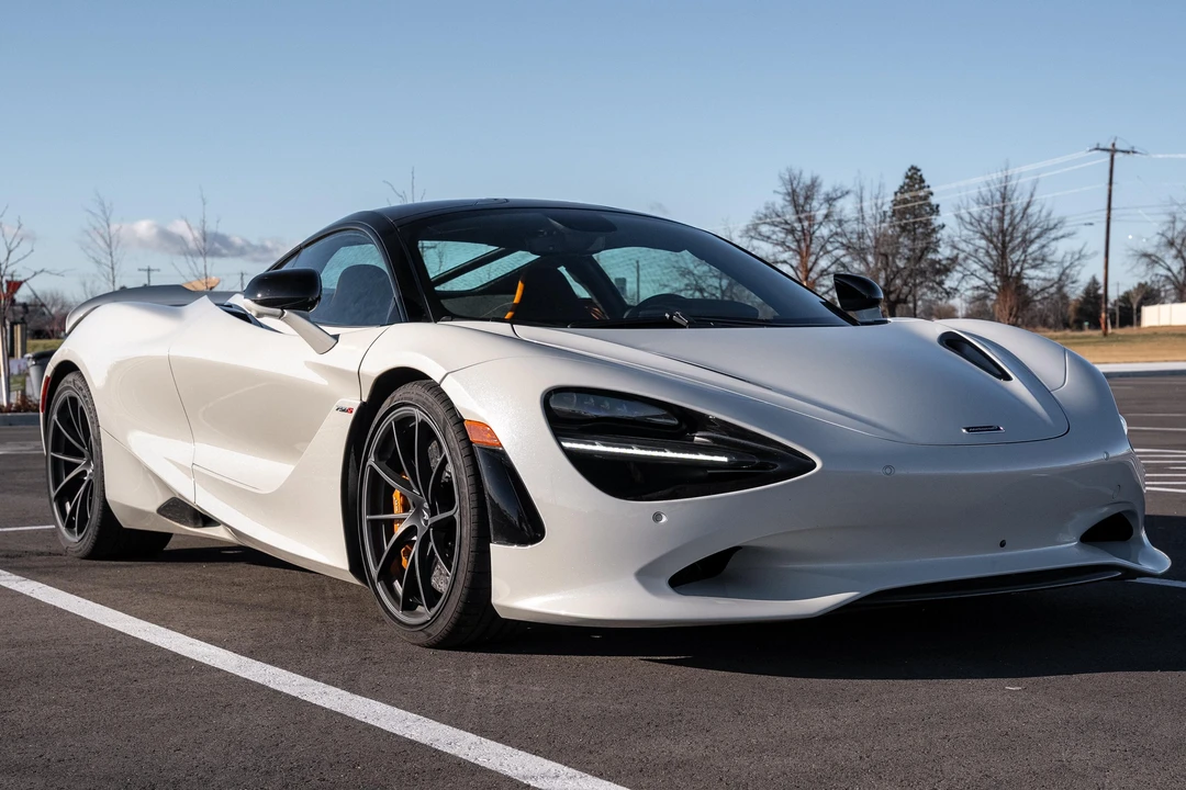 2024 McLaren 750S - Image 10 of 31