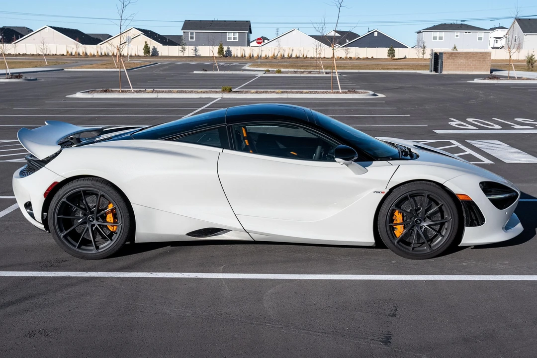 2024 McLaren 750S - Image 3 of 31