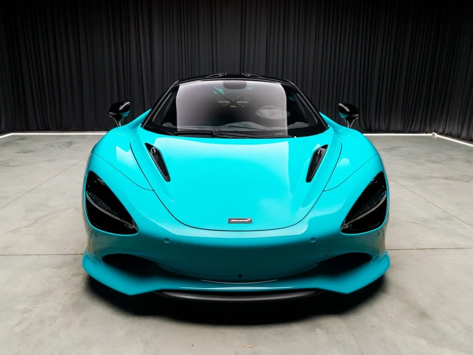 2024 McLaren 750S - Image 11 of 12