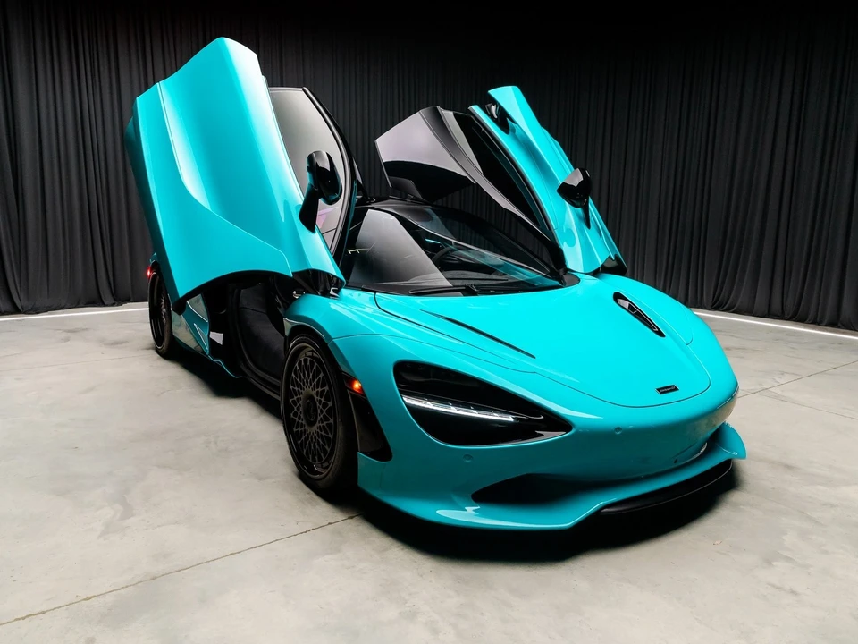 2024 McLaren 750S - Image 8 of 12