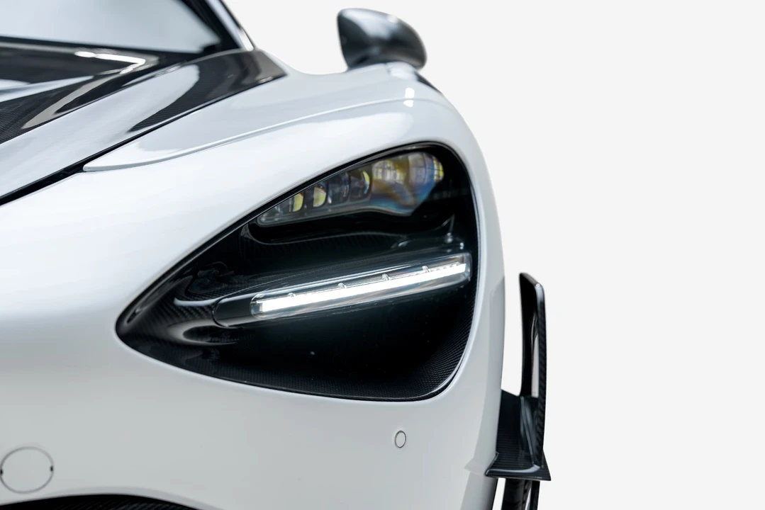 2024 McLaren 750S - Image 28 of 31